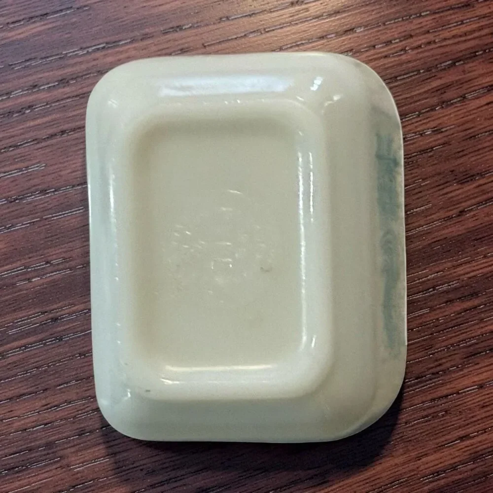 Pyrex Amish Butter Print Rooster Turquoise 501 Refrigerator Dish 1.5 Cup Dish